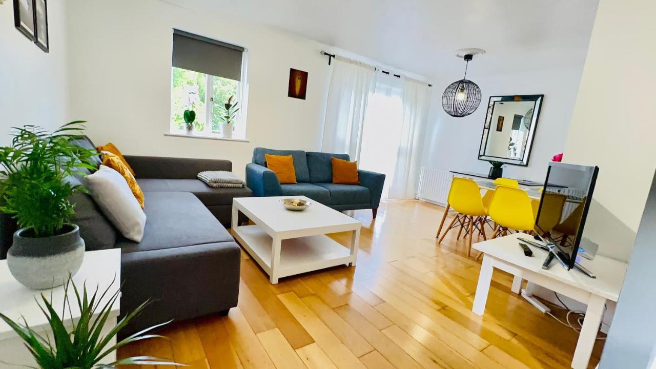 Amazing Location - City Of London- 2 Bedroom Stunning Canal View House With Private Garden,Parking & Balcony Экстерьер фото