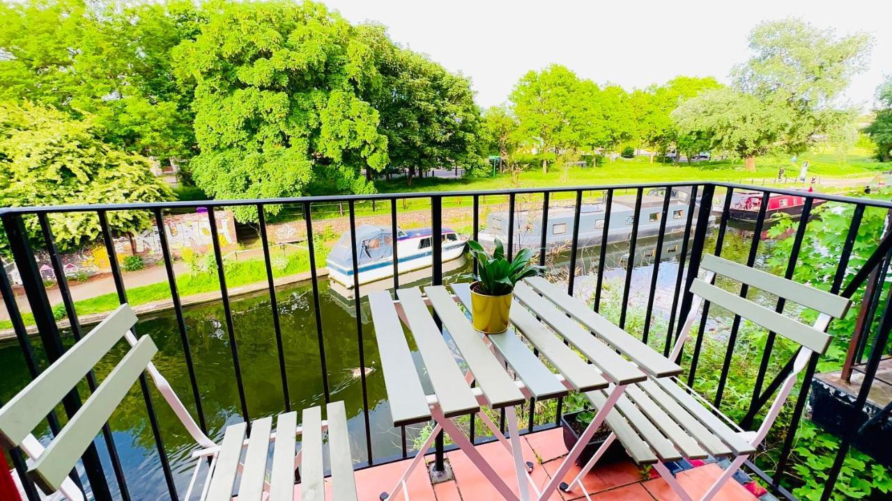 Amazing Location - City Of London- 2 Bedroom Stunning Canal View House With Private Garden,Parking & Balcony Экстерьер фото